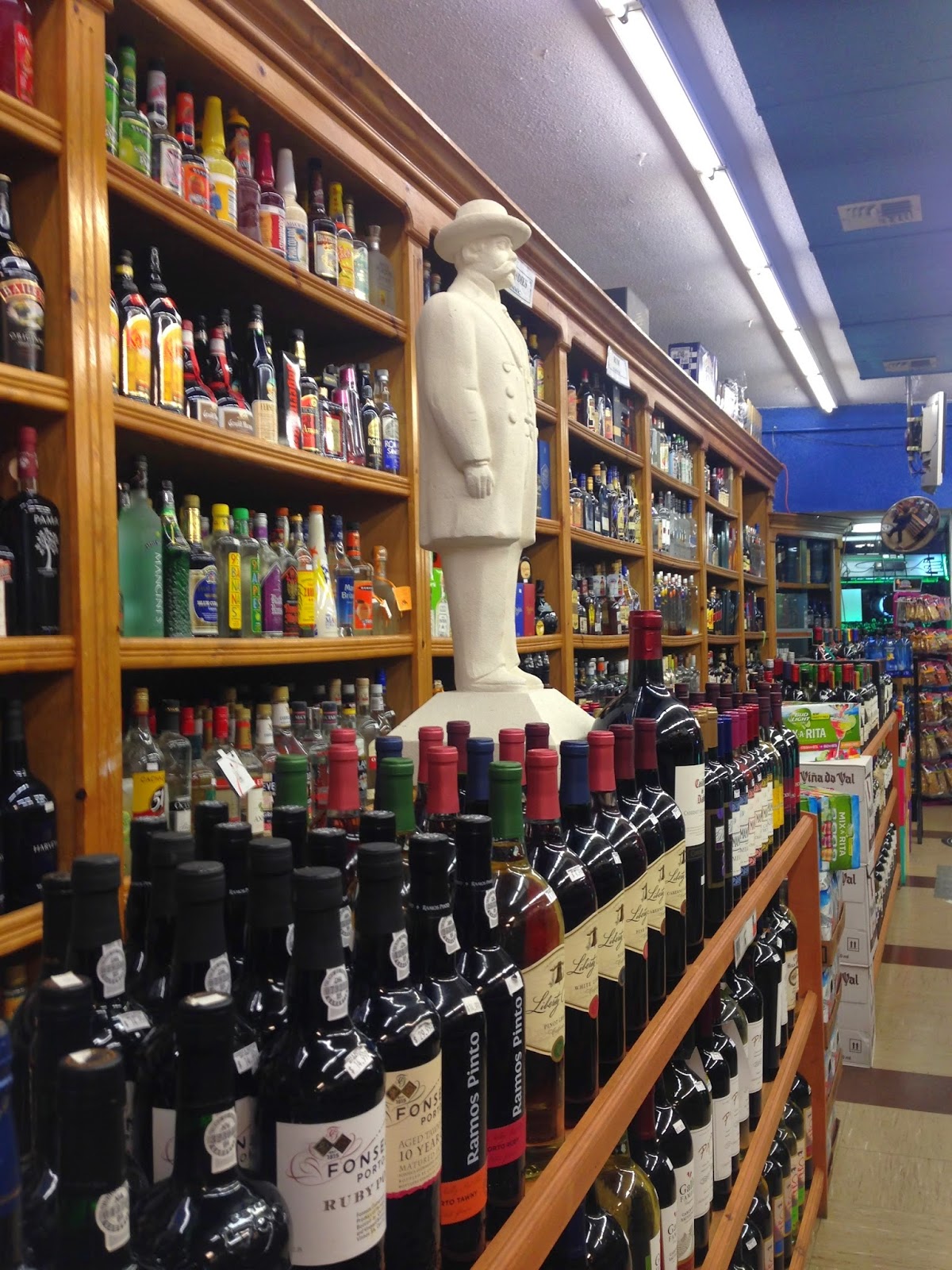 Photo of Corks & Bottles Liquor Deli in Guttenberg City, New Jersey, United States - 1 Picture of Food, Point of interest, Establishment, Finance, Store, Atm, Liquor store