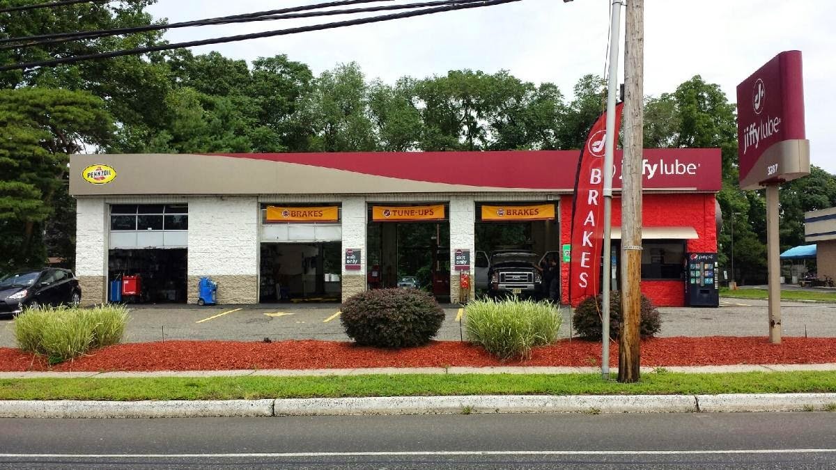 Photo of Jiffy Lube in Hazlet City, New Jersey, United States - 1 Picture of Point of interest, Establishment, Store, Car repair