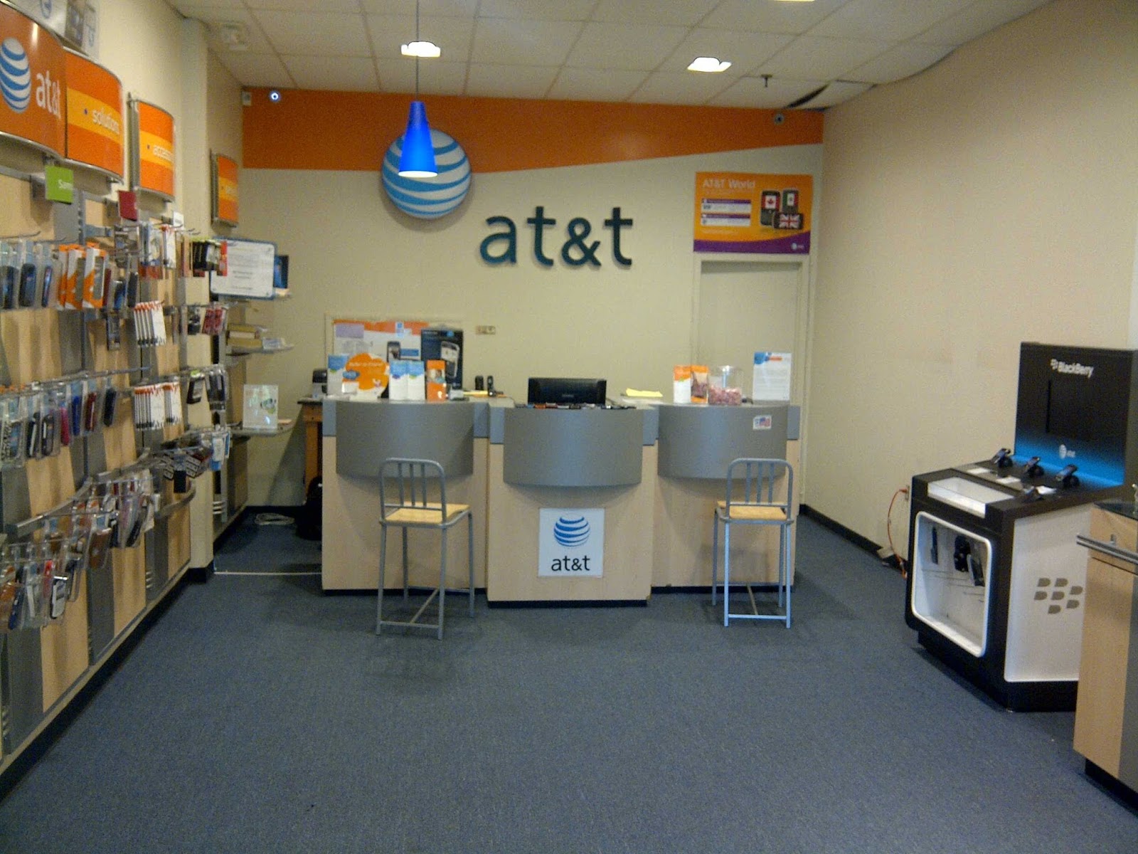 Photo of AT&T Authorized Retailer in Glen Cove City, New York, United States - 1 Picture of Point of interest, Establishment, Store