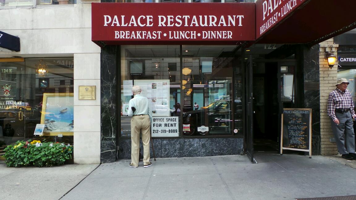 Photo of Palace Restaurant in New York City, New York, United States - 1 Picture of Restaurant, Food, Point of interest, Establishment, Store, Cafe