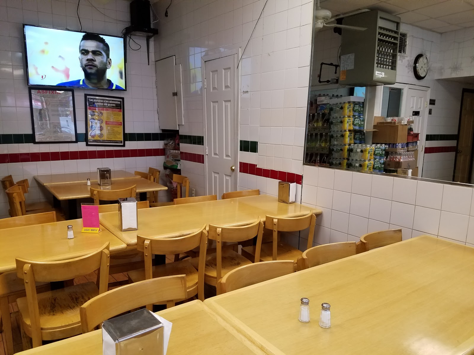 Photo of Neuvo Tacos Al Suadero in Queens City, New York, United States - 1 Picture of Restaurant, Food, Point of interest, Establishment