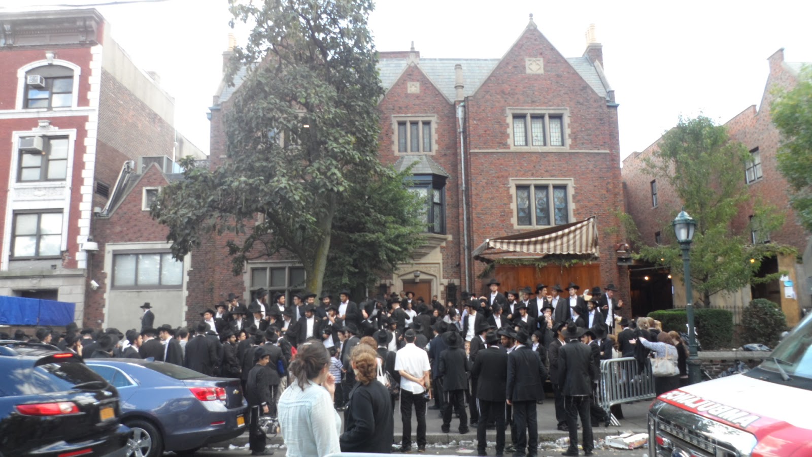 Photo of Library of Agudas Chassidei Chabad in Kings County City, New York, United States - 1 Picture of Point of interest, Establishment, Library, Museum