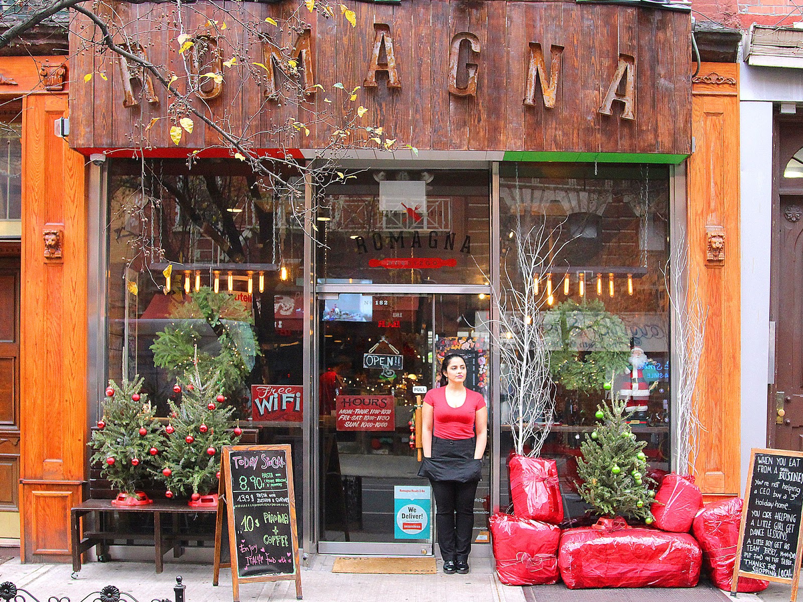 Photo of Romagna Ready 2 Go in New York City, New York, United States - 1 Picture of Restaurant, Food, Point of interest, Establishment, Bar
