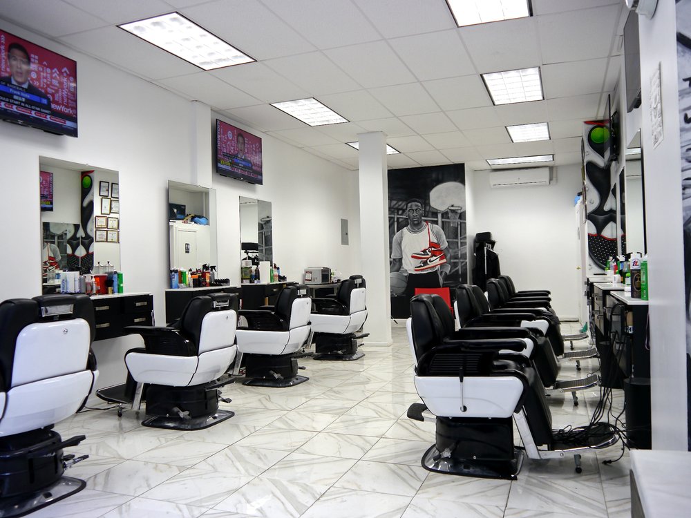 Photo of Chelo the Barber in Queens City, New York, United States - 2 Picture of Point of interest, Establishment, Health, Hair care