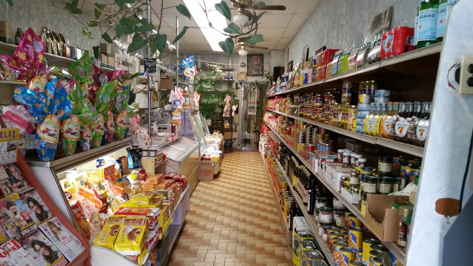 Photo of Salerno Salumeria Deli in Jersey City, New Jersey, United States - 7 Picture of Food, Point of interest, Establishment, Store, Grocery or supermarket