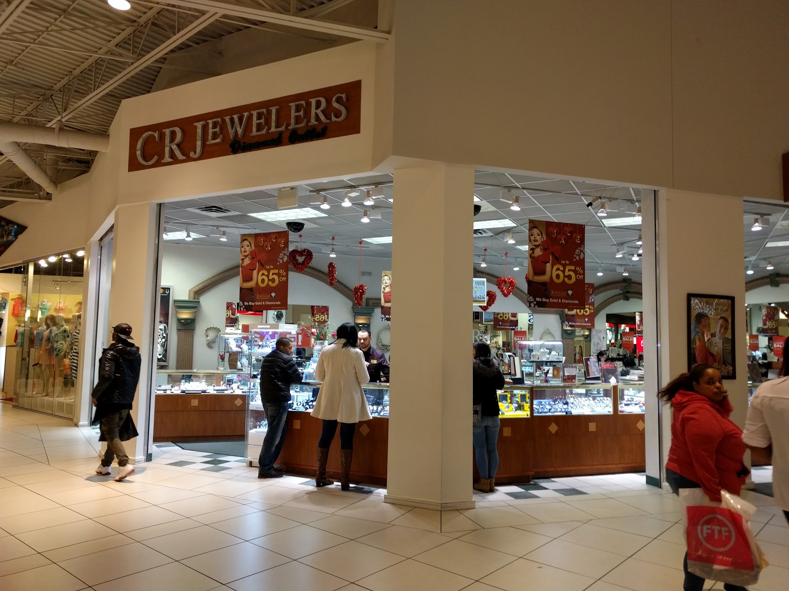 Photo of CR Jewelers Diamond Importer - Elizabeth NJ in Elizabeth City, New Jersey, United States - 4 Picture of Point of interest, Establishment, Finance, Store, Jewelry store