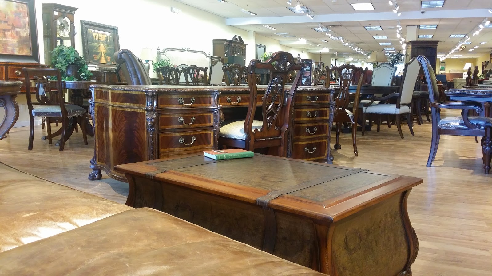 Photo of Mahogany and More in Paramus City, New Jersey, United States - 3 Picture of Point of interest, Establishment, Store, Home goods store, Furniture store