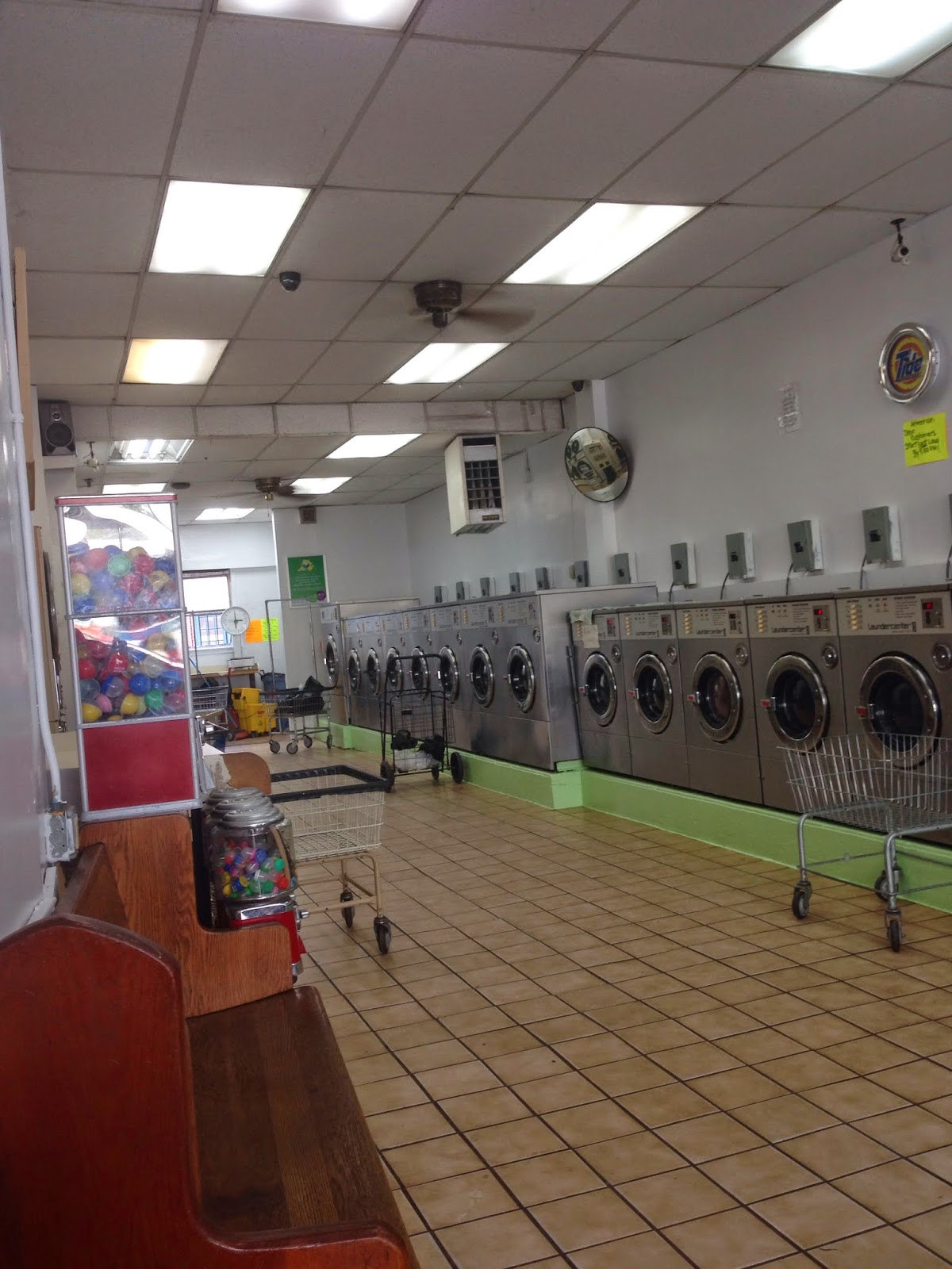 Photo of 3391 JR laundry corp in Bronx City, New York, United States - 1 Picture of Point of interest, Establishment, Laundry