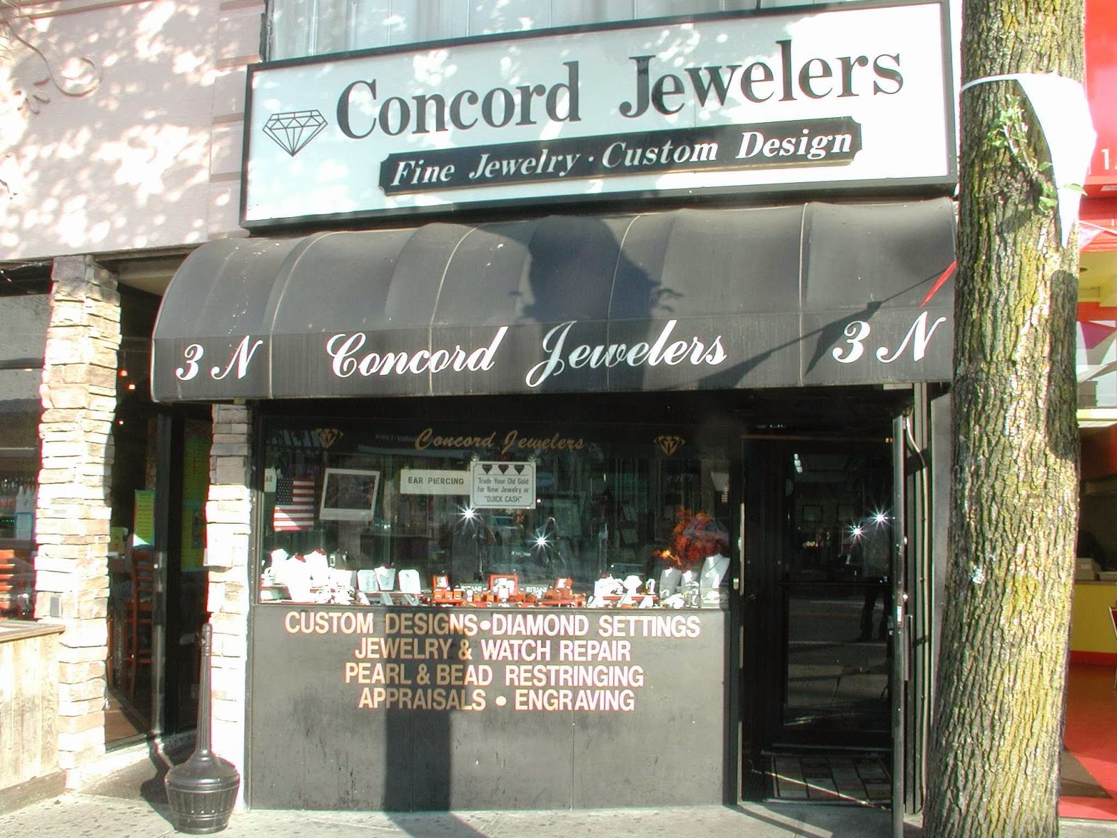 Photo of Concord Jewelers in Rockville Centre City, New York, United States - 3 Picture of Point of interest, Establishment, Store, Jewelry store