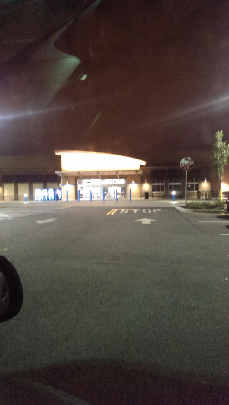 Photo of Walmart Supercenter in Kearny City, New Jersey, United States - 5 Picture of Food, Point of interest, Establishment, Store, Grocery or supermarket, Electronics store, Department store