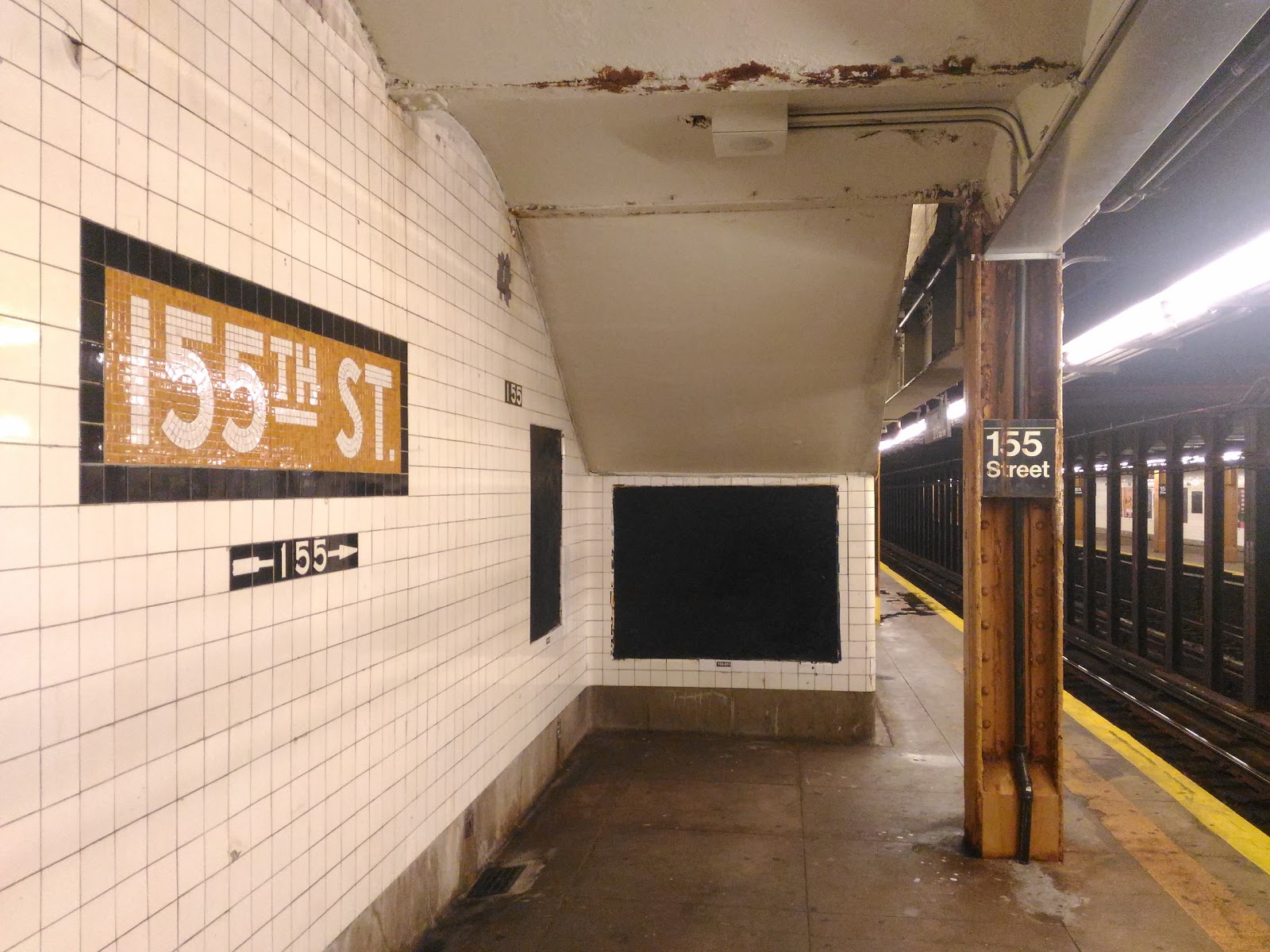 Photo of 155 St in New York City, New York, United States - 3 Picture of Point of interest, Establishment, Transit station, Subway station