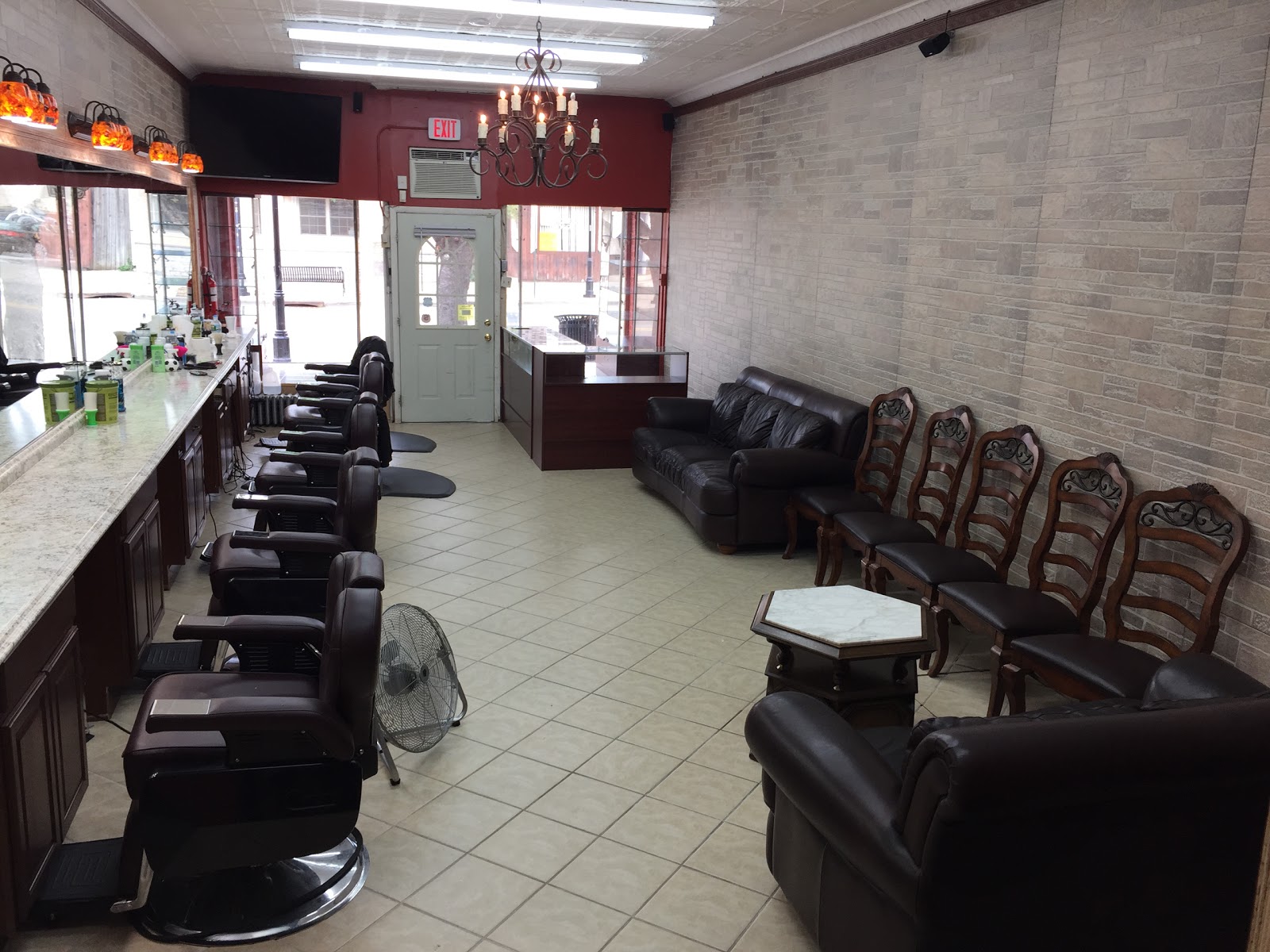 Photo of Compadres Barber Shop in Clifton City, New Jersey, United States - 2 Picture of Point of interest, Establishment, Health, Hair care