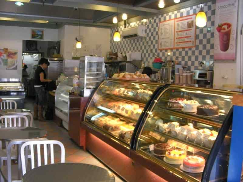 Photo of Apollo Bakery in Queens City, New York, United States - 1 Picture of Food, Point of interest, Establishment, Store, Bakery