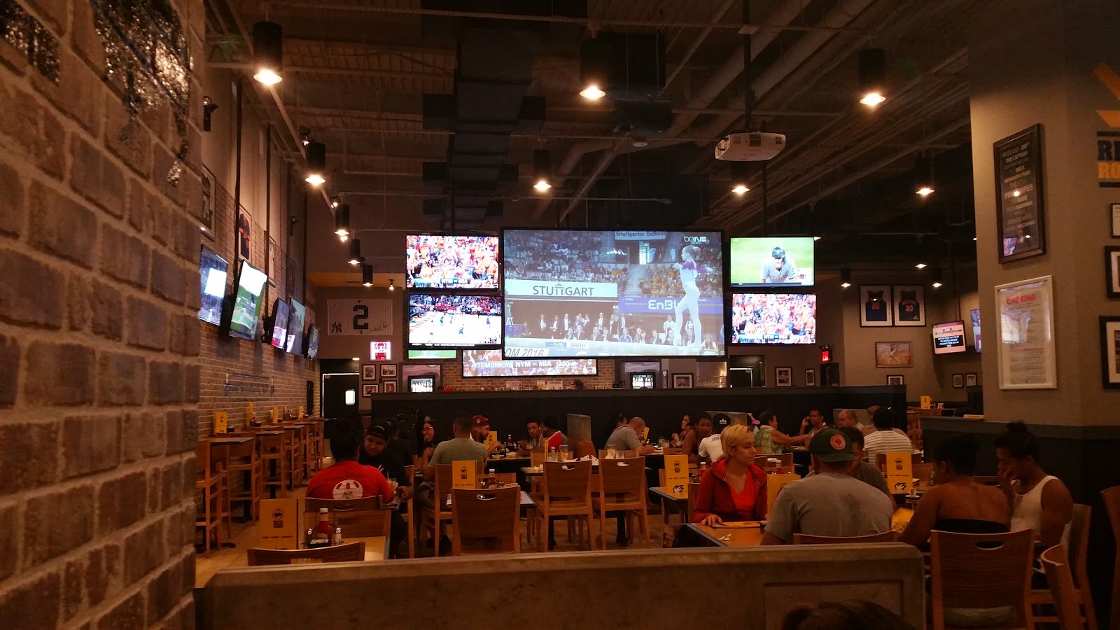 Photo of Buffalo Wild Wings in New York City, New York, United States - 7 Picture of Restaurant, Food, Point of interest, Establishment, Meal takeaway, Bar