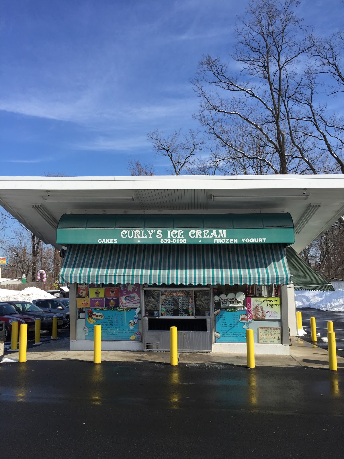 Photo of Curly's Ice Cream in Riverdale City, New Jersey, United States - 1 Picture of Food, Point of interest, Establishment, Store, Bakery