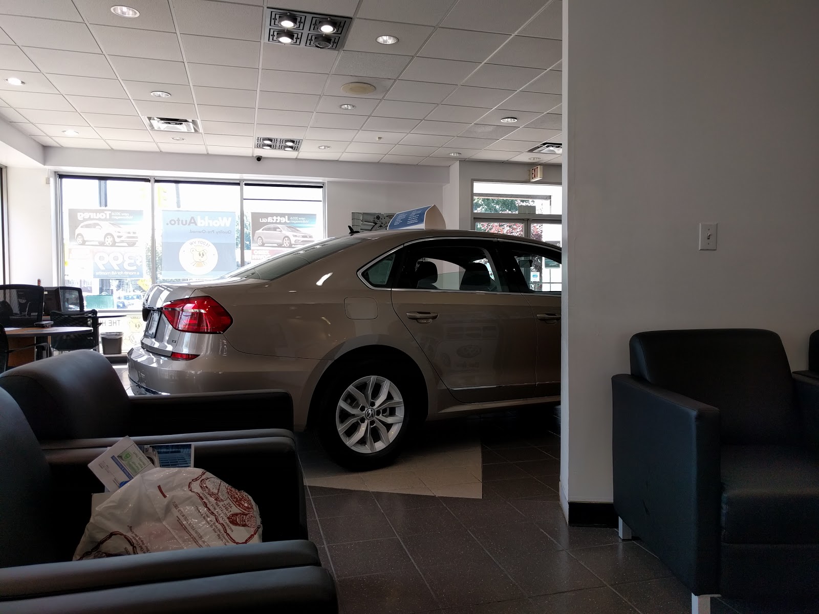 Photo of Teddy Volkswagen in Bronx City, New York, United States - 5 Picture of Point of interest, Establishment, Car dealer, Store, Car repair