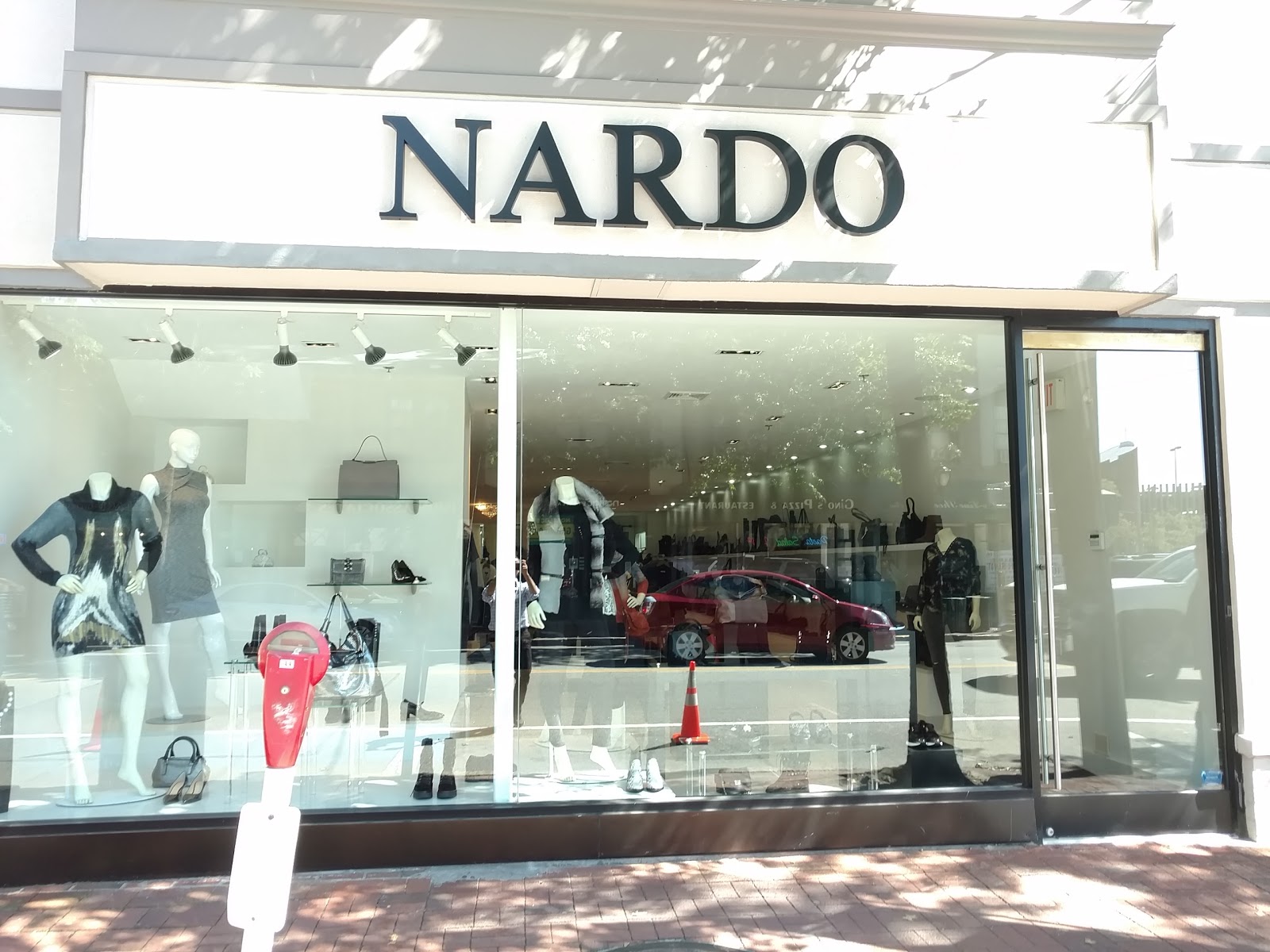 Photo of Nardo Shoes in Great Neck City, New York, United States - 4 Picture of Point of interest, Establishment, Store, Clothing store, Shoe store