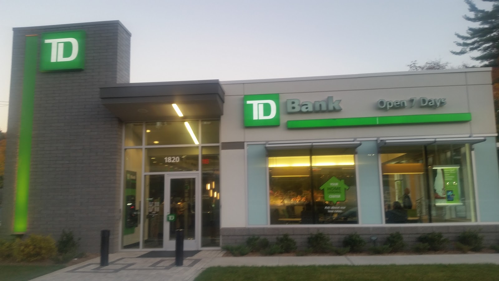 Photo of TD Bank in Yonkers City, New York, United States - 2 Picture of Point of interest, Establishment, Finance, Atm, Bank