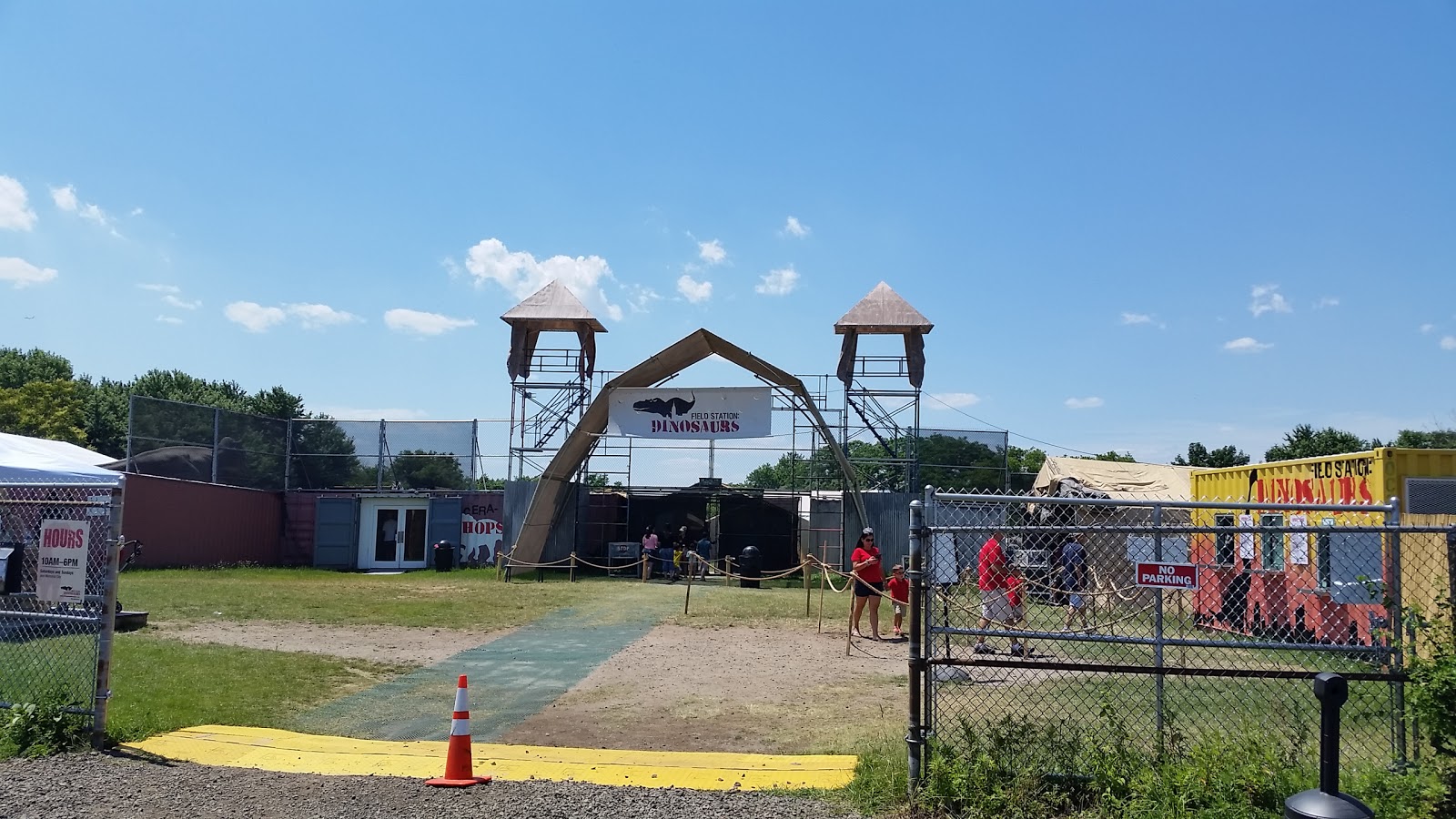 Photo of Field Station: Dinosaurs in Leonia City, New Jersey, United States - 1 Picture of Point of interest, Establishment, Amusement park