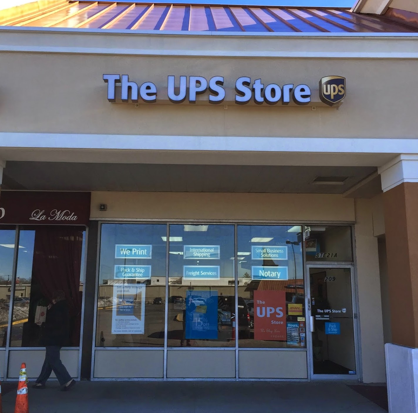 Photo of The UPS Store in Carle Place City, New York, United States - 1 Picture of Point of interest, Establishment, Finance, Store