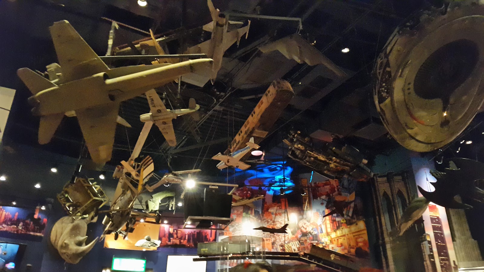 Photo of Planet Hollywood in New York City, New York, United States - 10 Picture of Restaurant, Food, Point of interest, Establishment, Bar