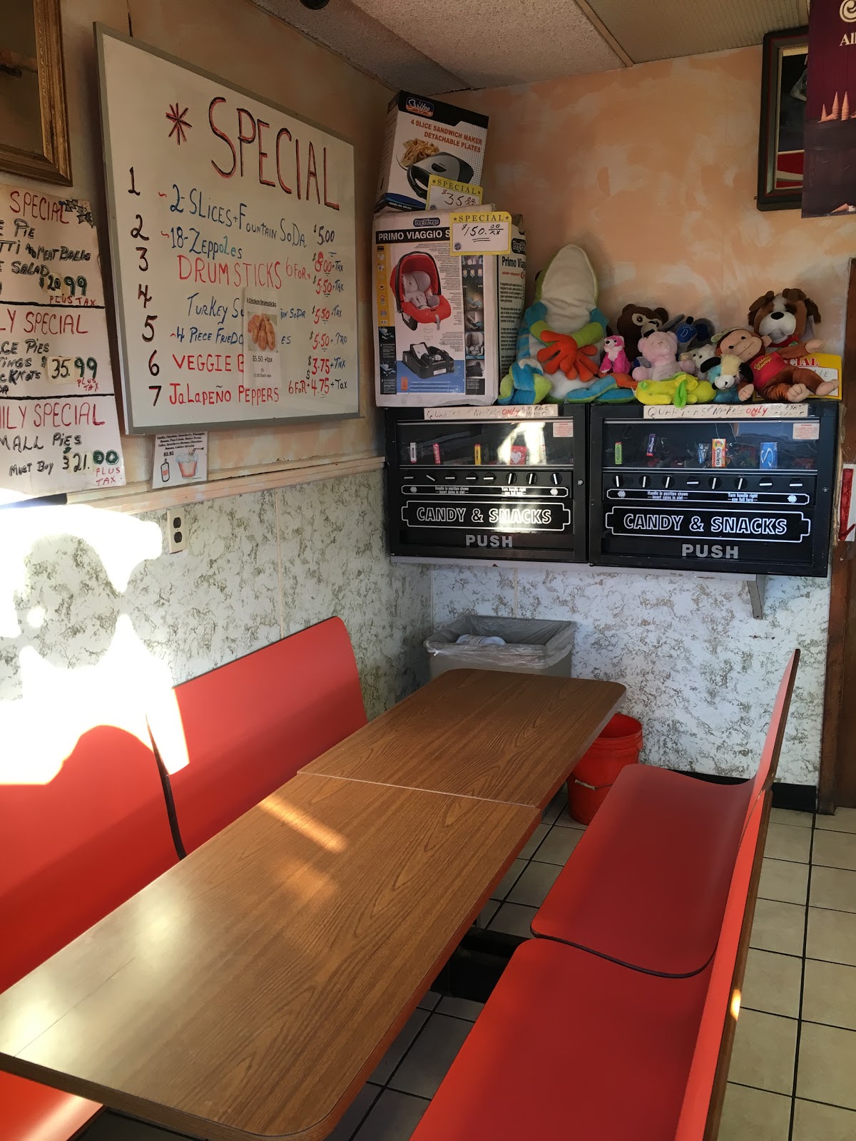 Photo of Pizza Town in Newark City, New Jersey, United States - 5 Picture of Restaurant, Food, Point of interest, Establishment, Meal takeaway, Meal delivery