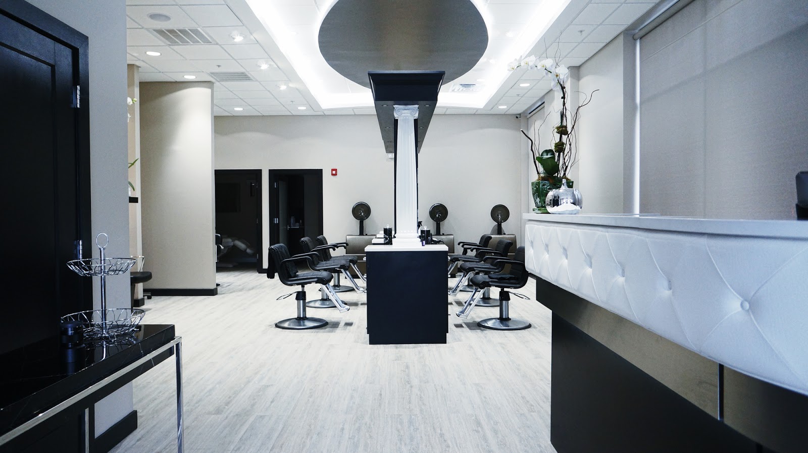 Photo of Salon MonaLisa in Cresskill City, New Jersey, United States - 2 Picture of Point of interest, Establishment, Hair care