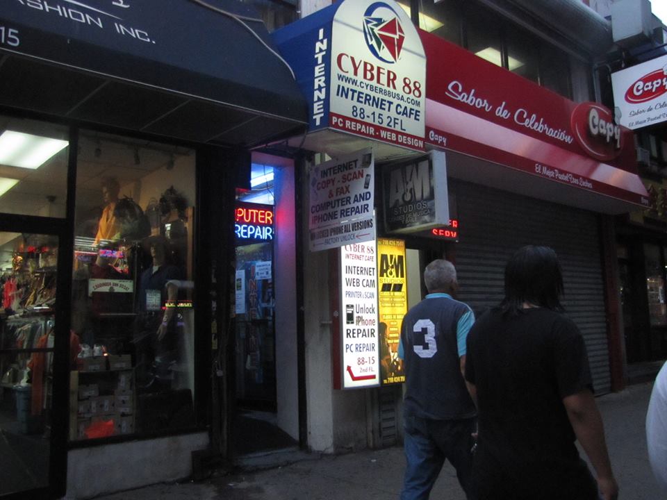 Photo of Internet Cafe Cyber 88 in Jackson Heights City, New York, United States - 10 Picture of Point of interest, Establishment, Store