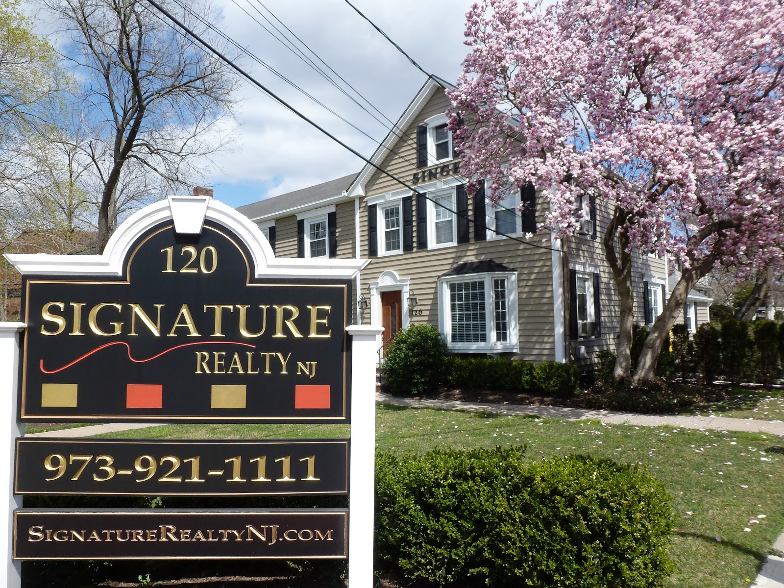 Photo of Signature Realty NJ, LLC in Springfield Township City, New Jersey, United States - 2 Picture of Point of interest, Establishment, Real estate agency