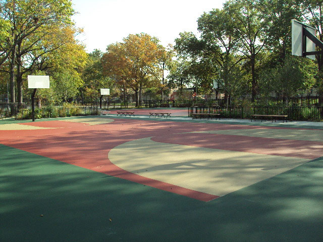 Photo of Williamsbridge Oval in Bronx City, New York, United States - 2 Picture of Point of interest, Establishment, Park