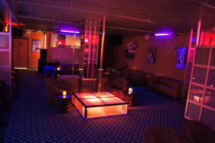 Photo of Foxy Gentlemen’s Club in Brooklyn City, New York, United States - 5 Picture of Point of interest, Establishment, Bar, Night club