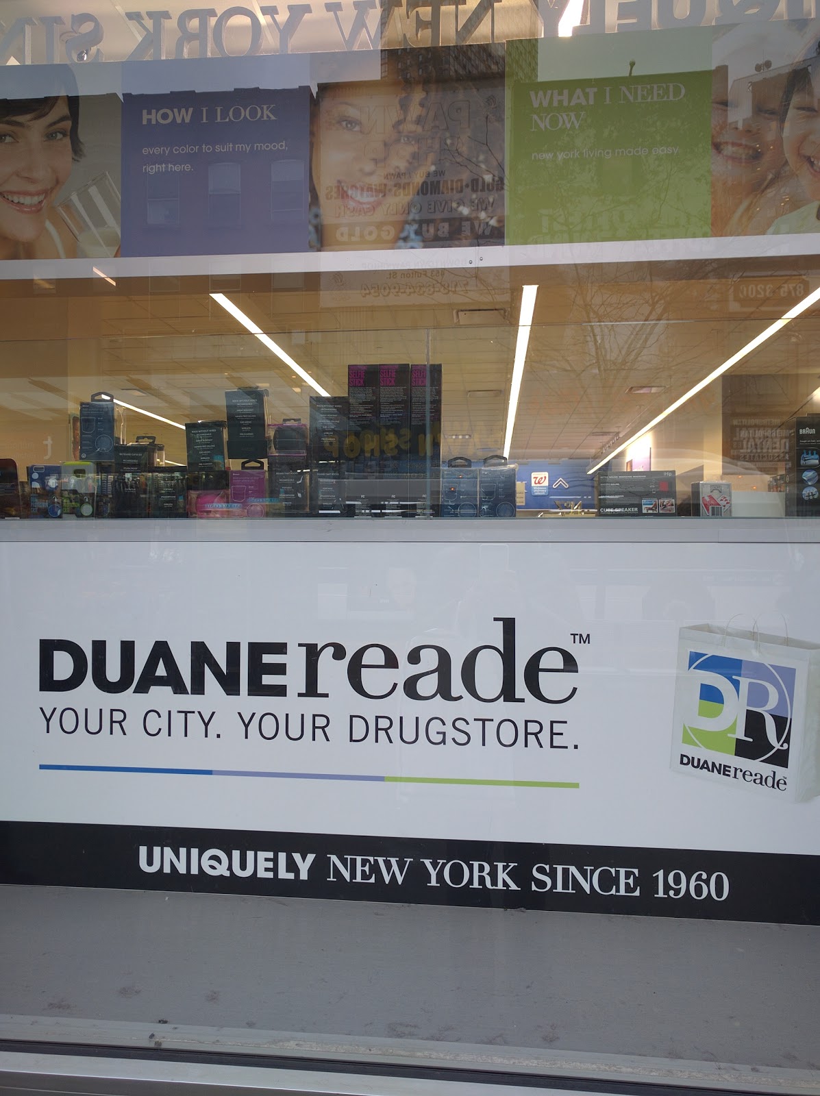 Photo of Duane Reade in Kings County City, New York, United States - 4 Picture of Food, Point of interest, Establishment, Store, Health, Convenience store, Home goods store, Clothing store, Electronics store