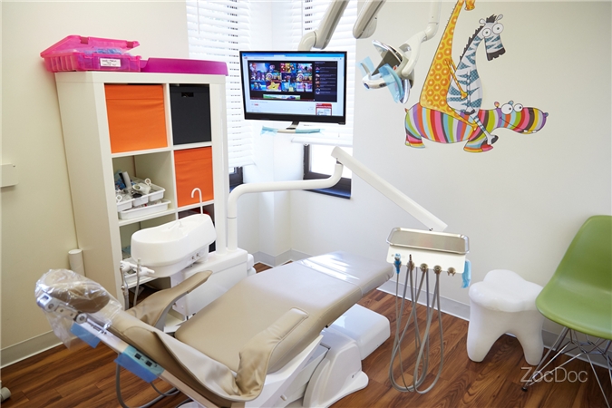 Photo of Little Sunshine Dental : Nancy Chung DDS, Raina Lee DDS, Hari Goo DMD in Fort Lee City, New Jersey, United States - 2 Picture of Point of interest, Establishment, Health, Doctor, Dentist