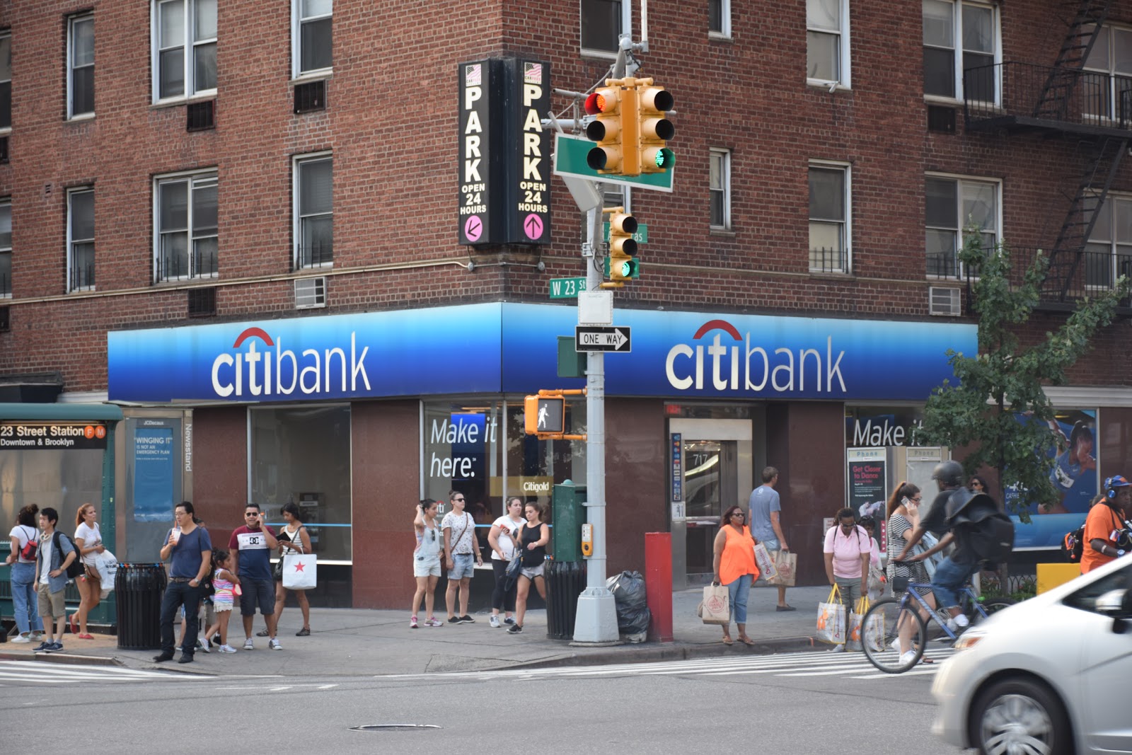 Photo of Citibank in New York City, New York, United States - 1 Picture of Point of interest, Establishment, Finance, Bank