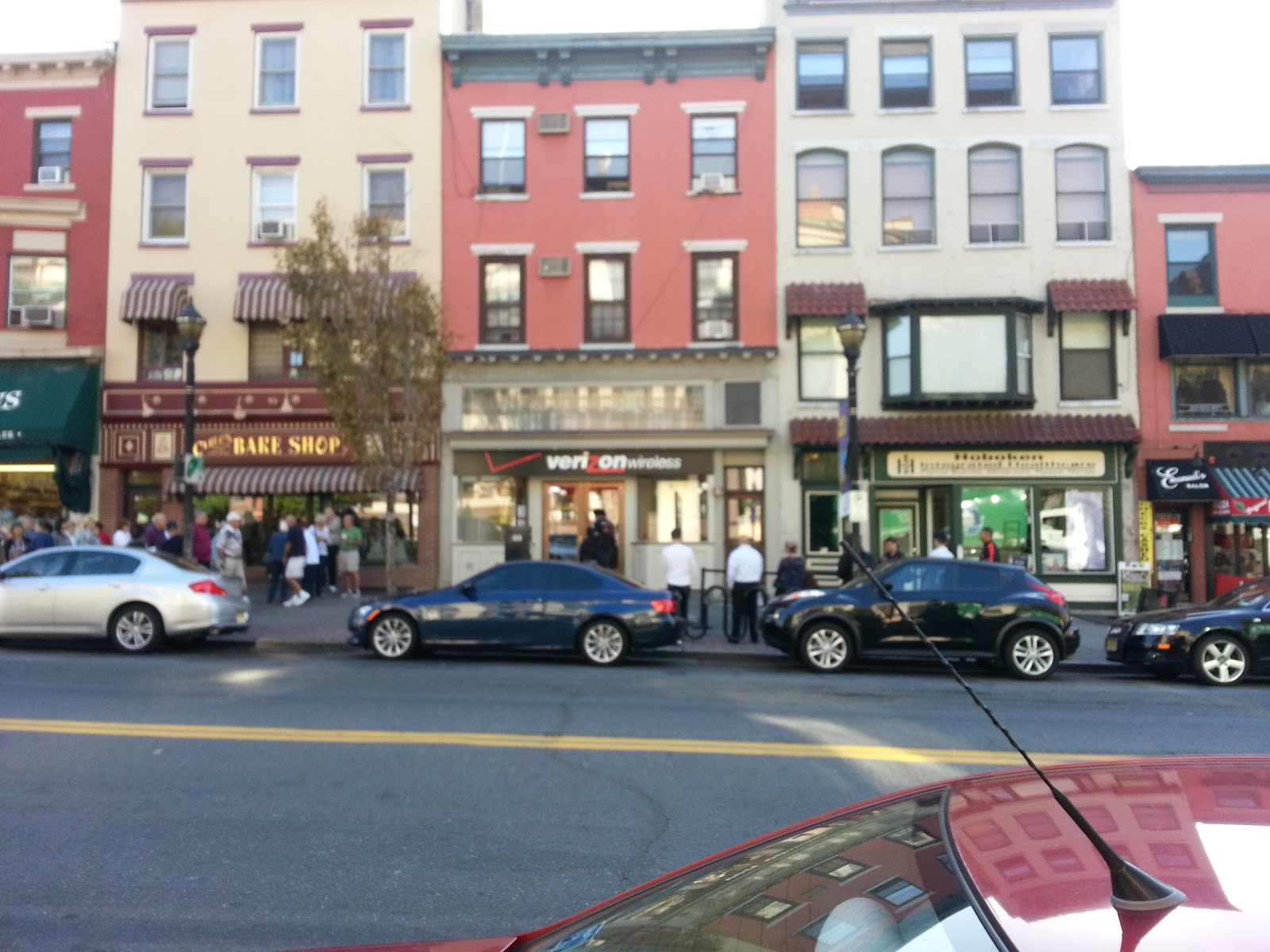 Photo of Verizon in Hoboken City, New Jersey, United States - 1 Picture of Point of interest, Establishment, Store