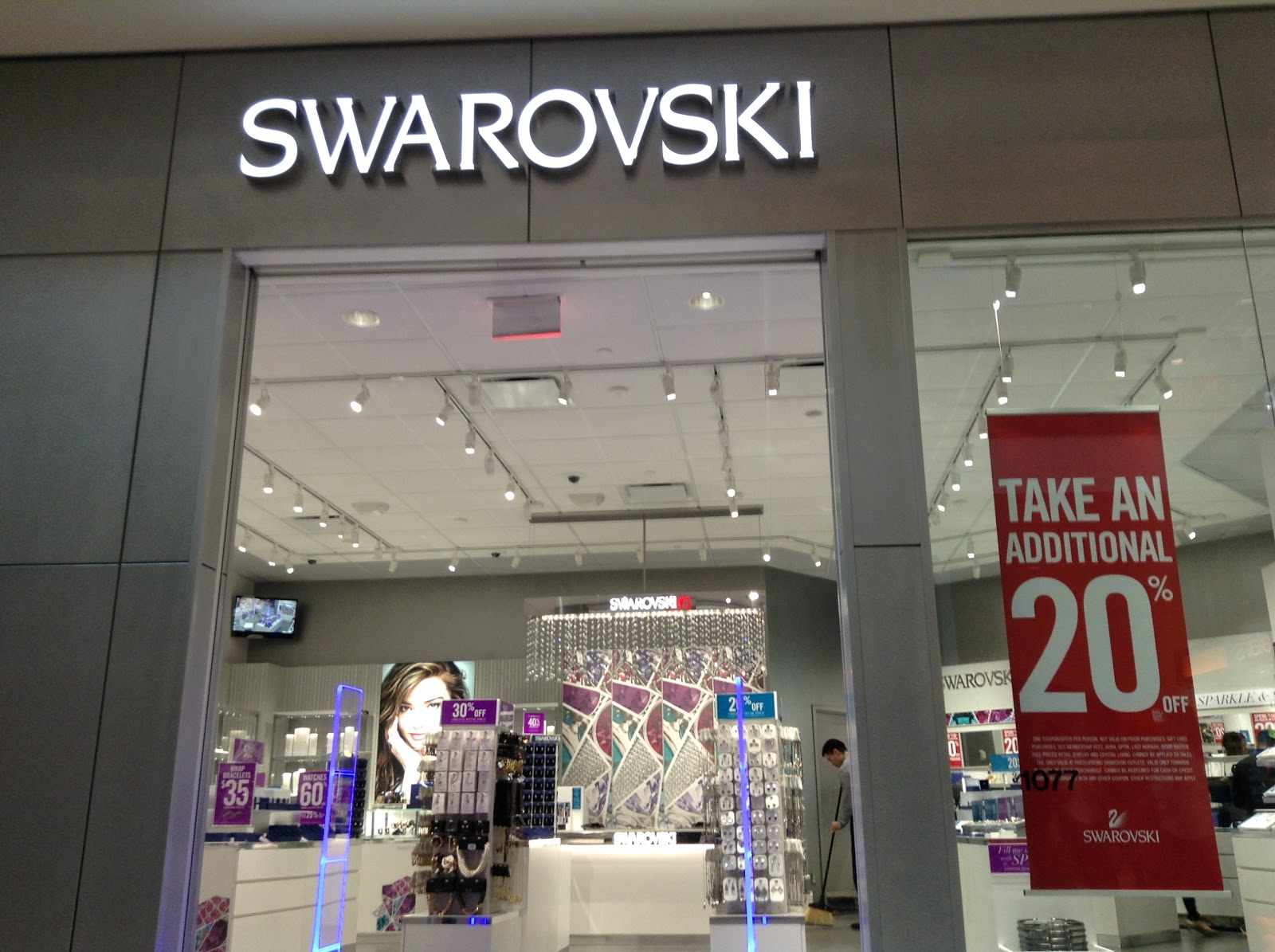Photo of Swarovski in Elizabeth City, New Jersey, United States - 1 Picture of Point of interest, Establishment, Store, Jewelry store