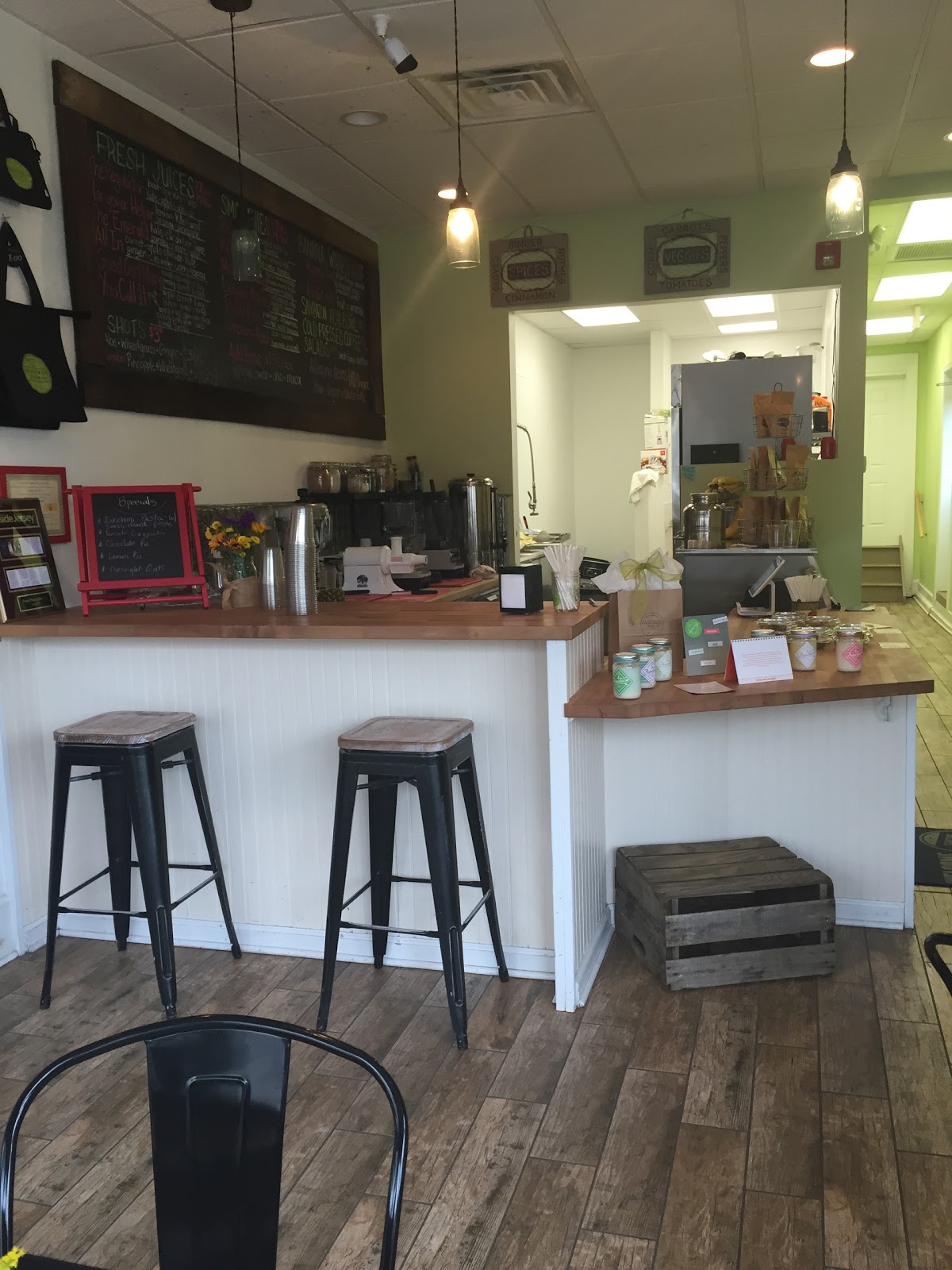 Photo of Fresh Press Juice Co. in Cranford City, New Jersey, United States - 1 Picture of Restaurant, Food, Point of interest, Establishment, Health