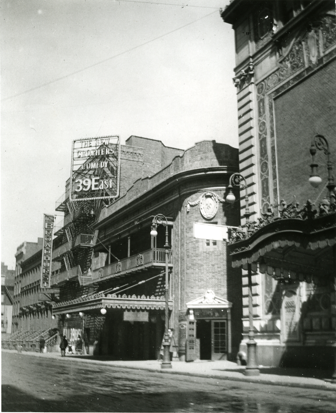 Photo of Broadhurst Theatre in New York City, New York, United States - 8 Picture of Point of interest, Establishment