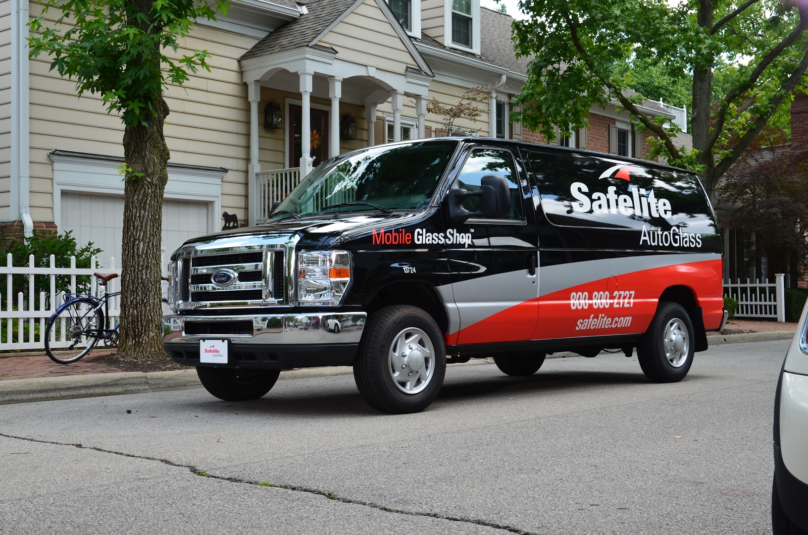 Photo of Safelite AutoGlass in Queens City, New York, United States - 2 Picture of Point of interest, Establishment, Car repair