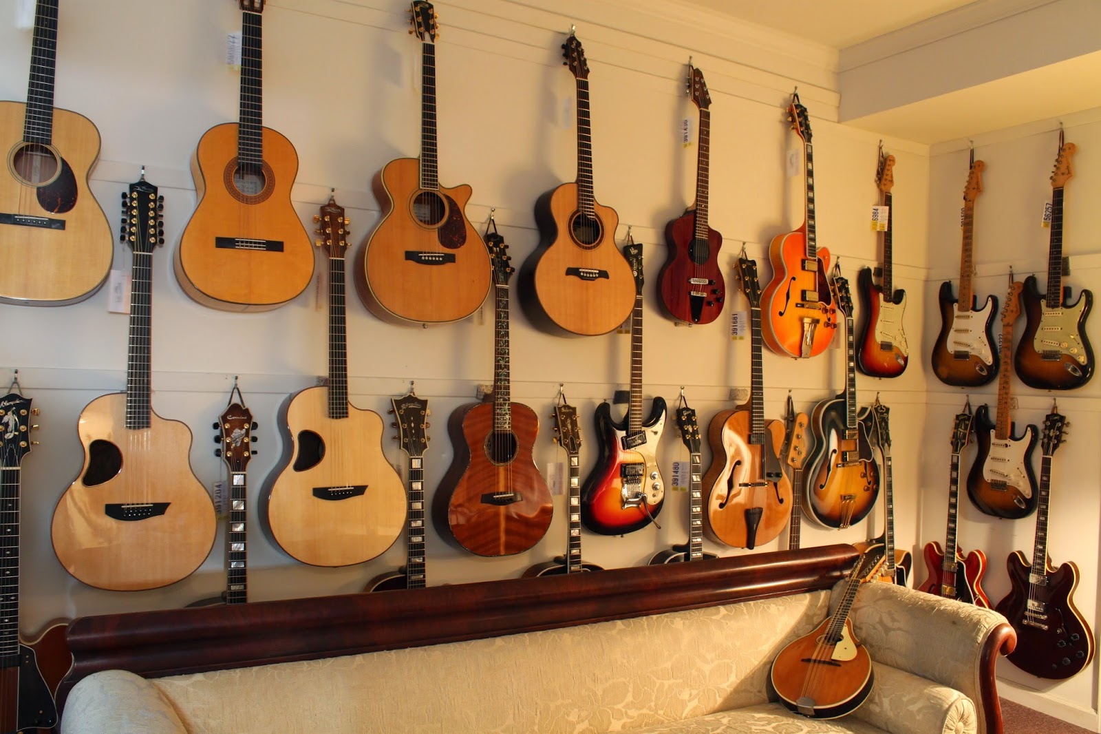 Photo of Mandolin Brothers in Staten Island City, New York, United States - 1 Picture of Point of interest, Establishment, Store