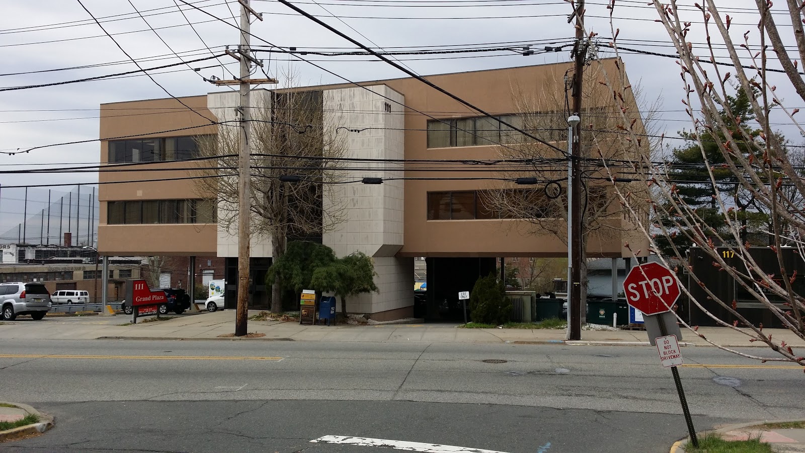 Photo of P.O.M Planning Services, Inc. / Insurance Agency / 한인종합보험 in Palisades Park City, New Jersey, United States - 2 Picture of Point of interest, Establishment, Insurance agency