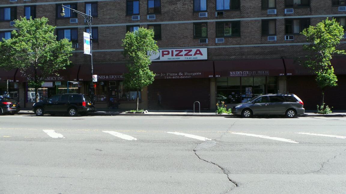 Photo of Jo-Jo Pizza & Burger in Bronx City, New York, United States - 3 Picture of Restaurant, Food, Point of interest, Establishment, Meal takeaway, Meal delivery