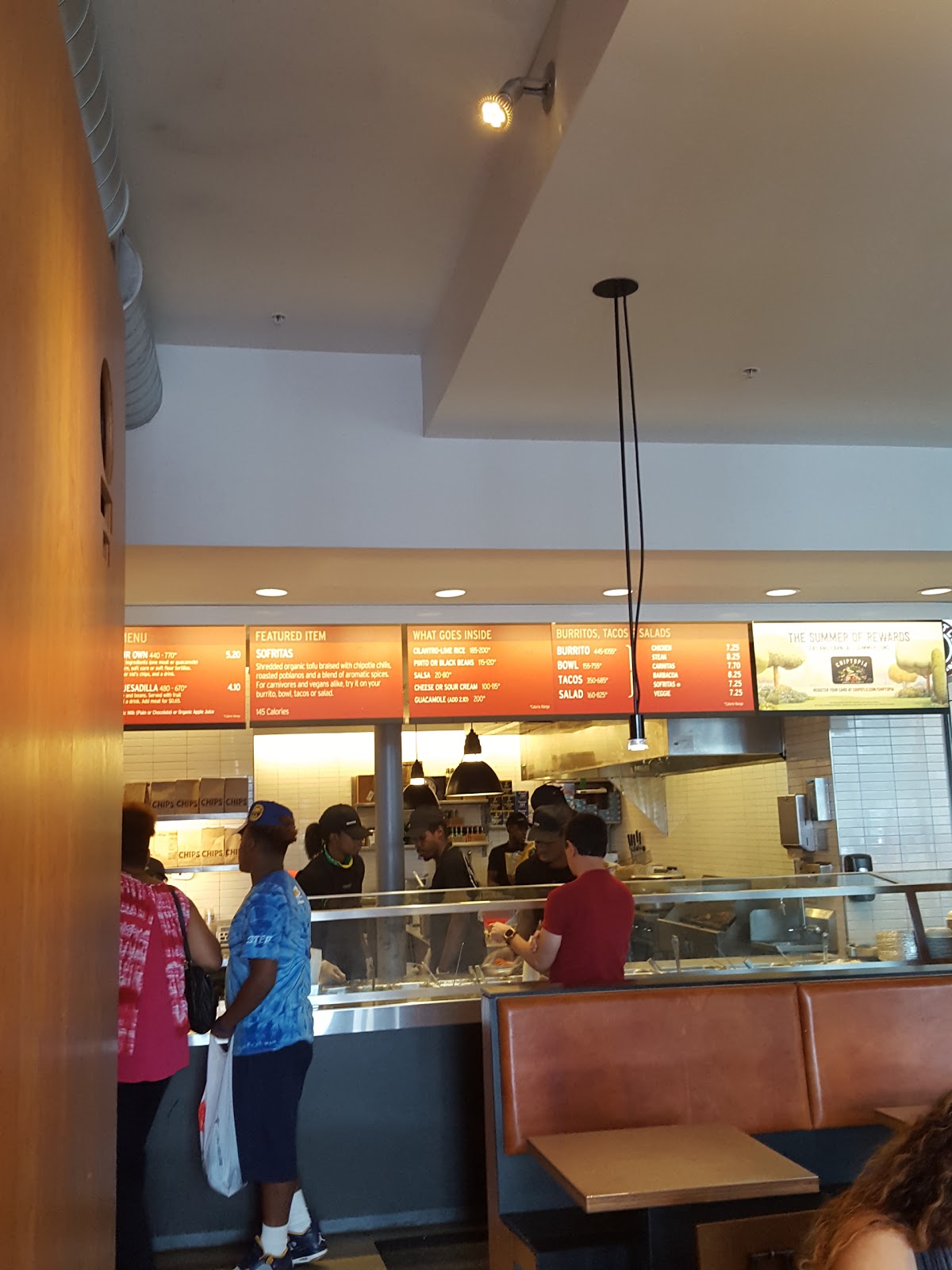 Photo of Chipotle Mexican Grill in Valley Stream City, New York, United States - 1 Picture of Restaurant, Food, Point of interest, Establishment