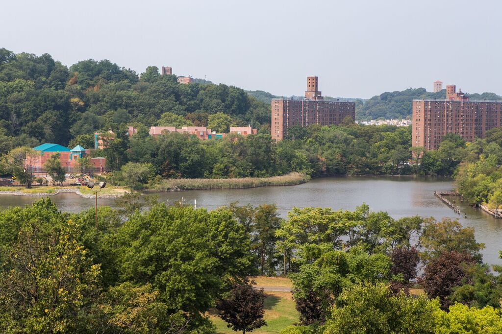 Photo of River Hill Gardens in Bronx City, New York, United States - 3 Picture of Point of interest, Establishment