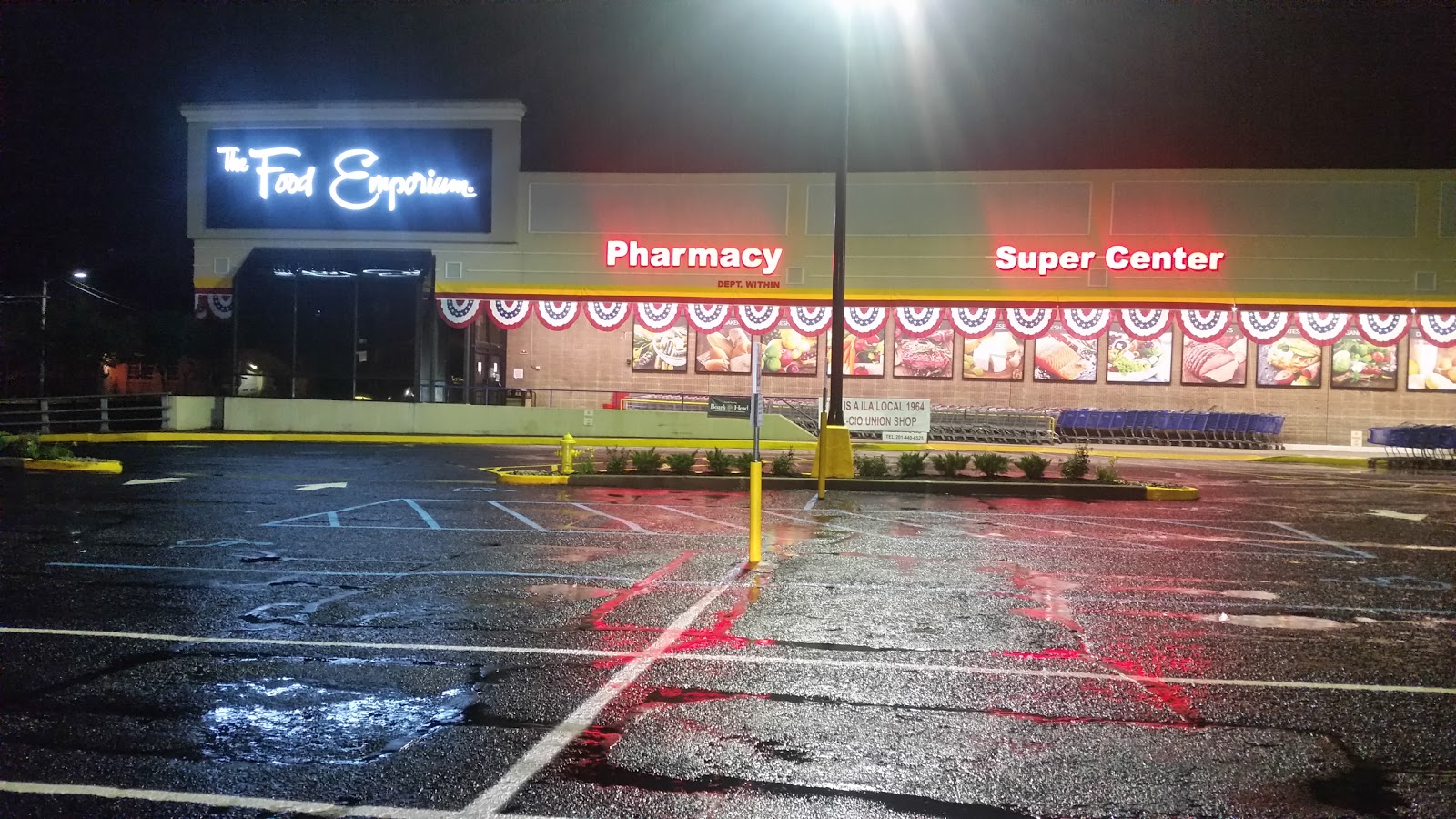 Photo of The Food Emporium in Garwood City, New Jersey, United States - 1 Picture of Food, Point of interest, Establishment, Store, Grocery or supermarket