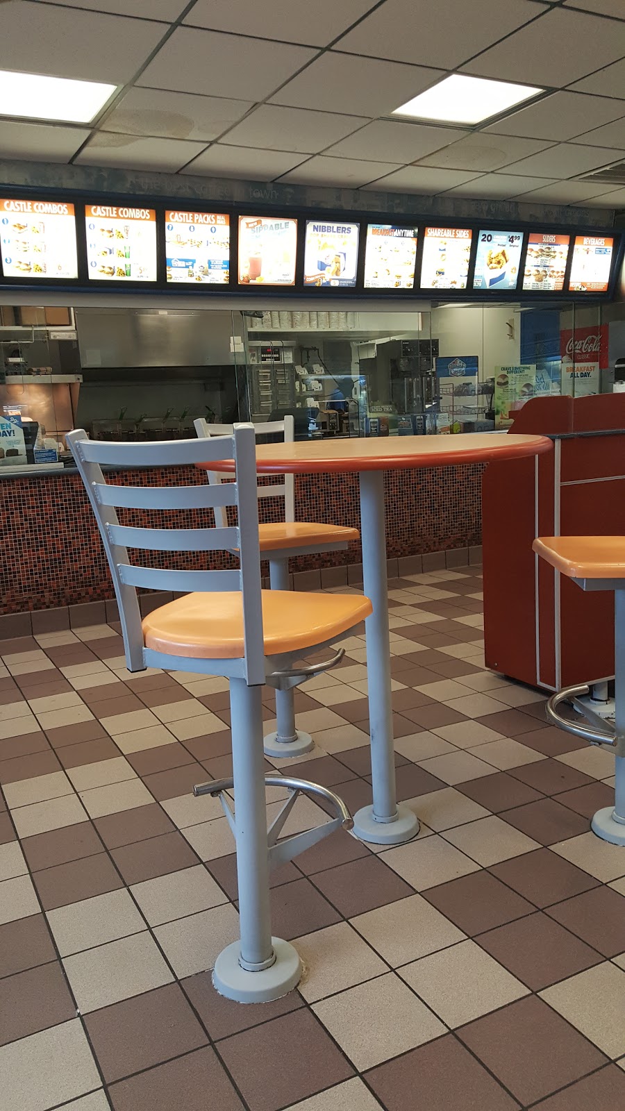 Photo of White Castle in Bronx City, New York, United States - 2 Picture of Restaurant, Food, Point of interest, Establishment