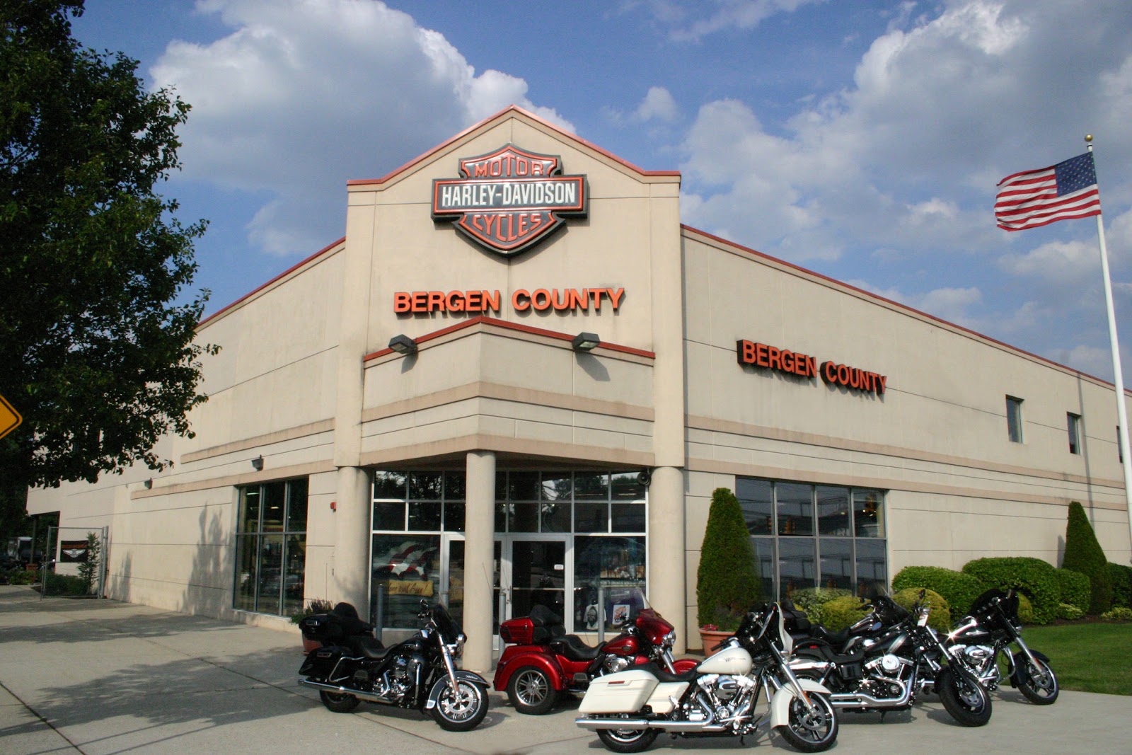 Photo of Bergen County Harley-Davidson in Rochelle Park City, New Jersey, United States - 1 Picture of Point of interest, Establishment, Store, Car repair