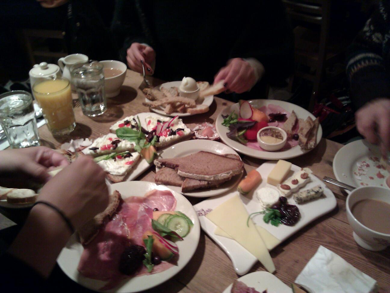 Photo of Le Pain Quotidien 53rd Street in New York City, New York, United States - 4 Picture of Restaurant, Food, Point of interest, Establishment, Store, Meal takeaway, Cafe, Bakery