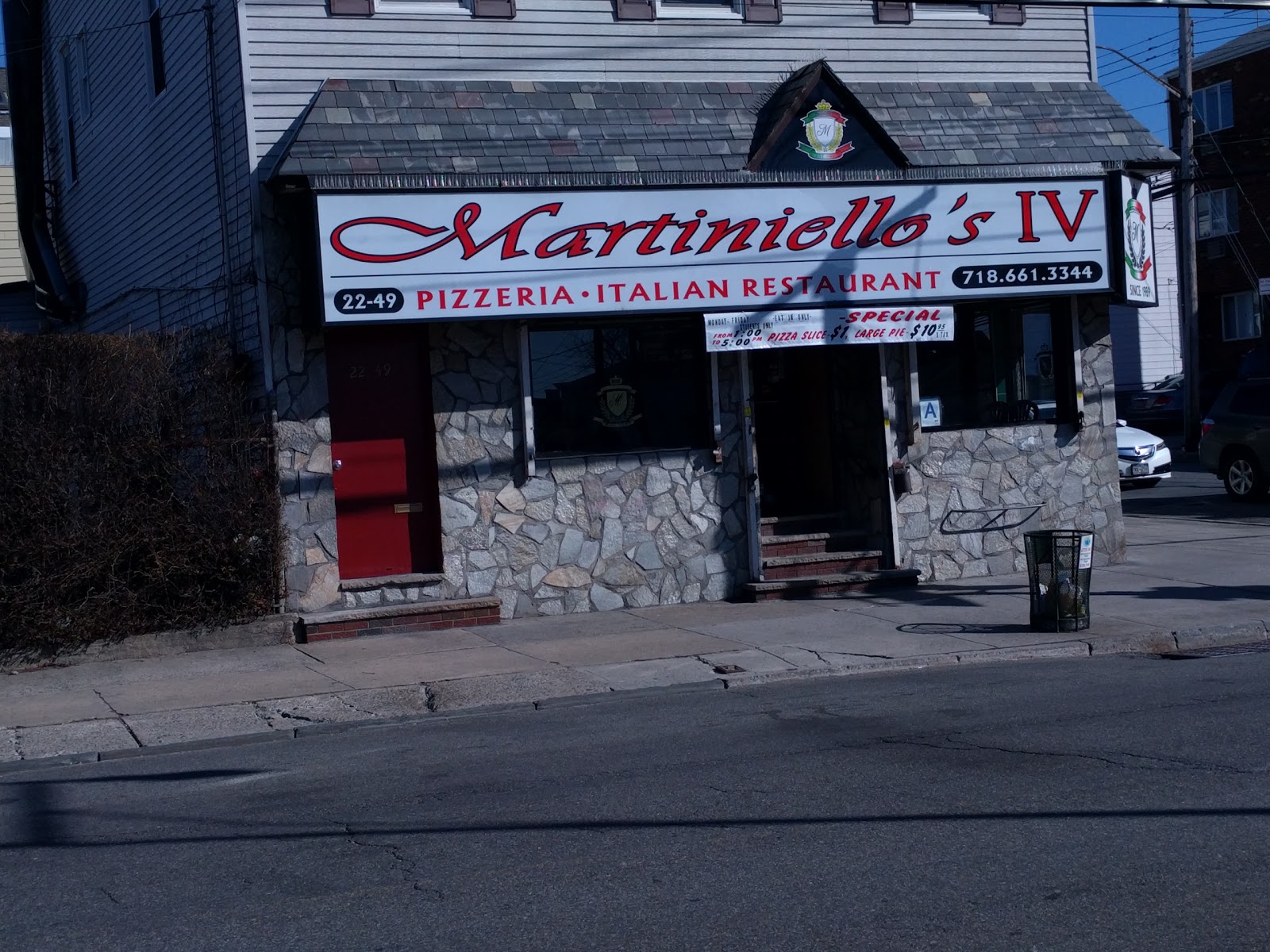 Photo of Martiniello's Pizzeria IV in Flushing City, New York, United States - 3 Picture of Restaurant, Food, Point of interest, Establishment, Meal takeaway, Meal delivery