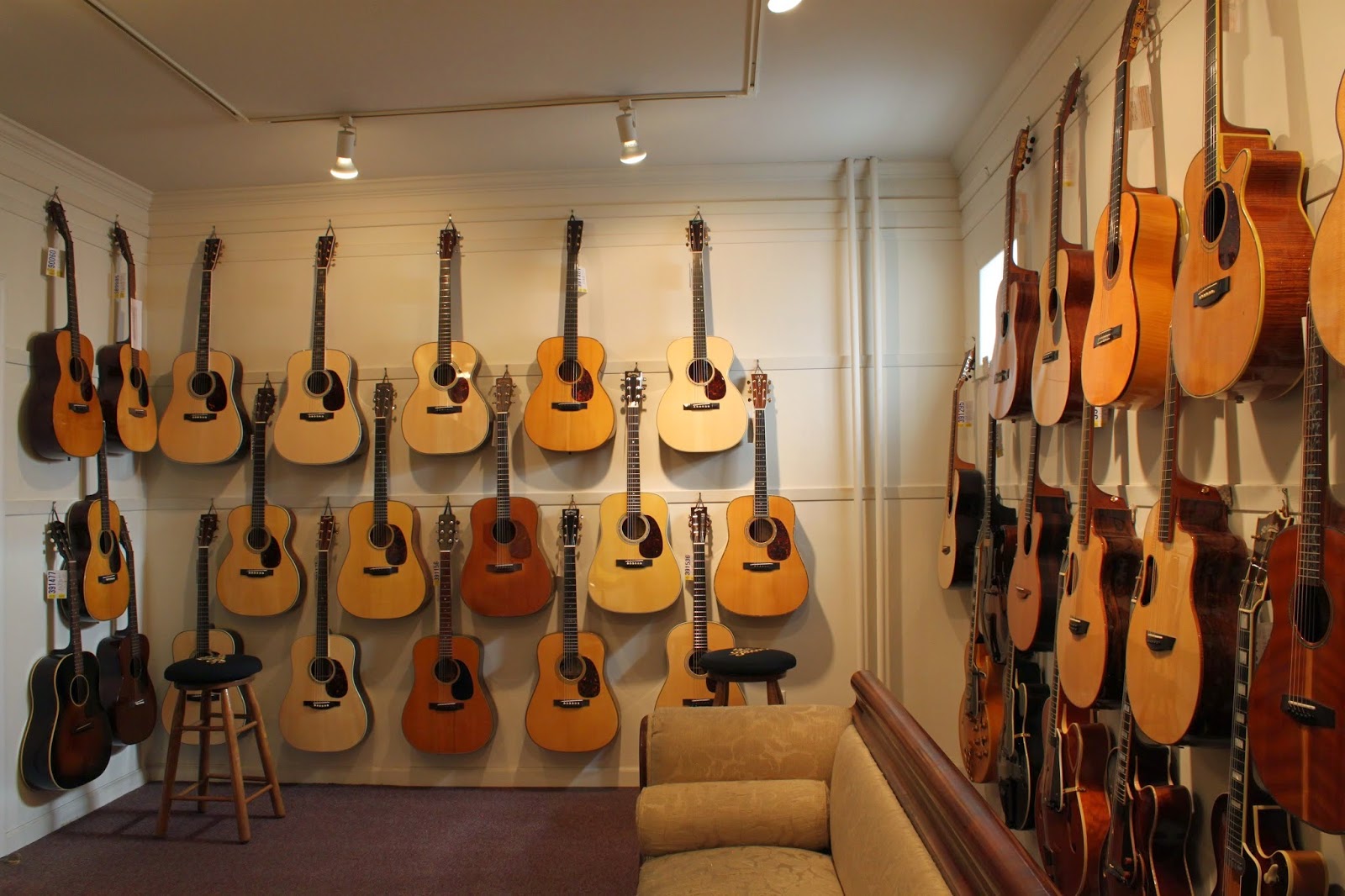 Photo of Mandolin Brothers in Staten Island City, New York, United States - 2 Picture of Point of interest, Establishment, Store